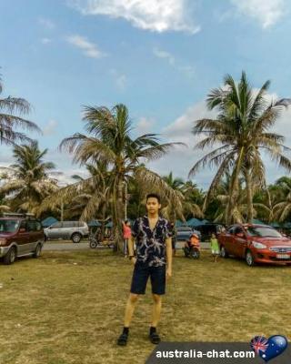 less22 - date a Australian, 100% free less22