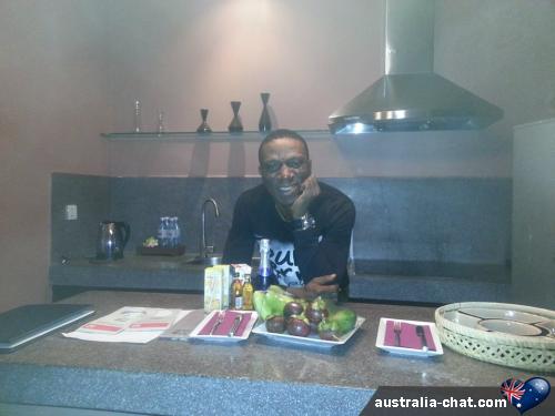 human - date a Australian, 100% free human
