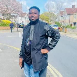 POSITIVE - date a Australian, 100% free POSITIVE