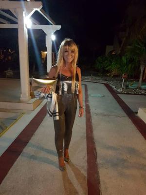 monica - date a Australian, 100% free monica