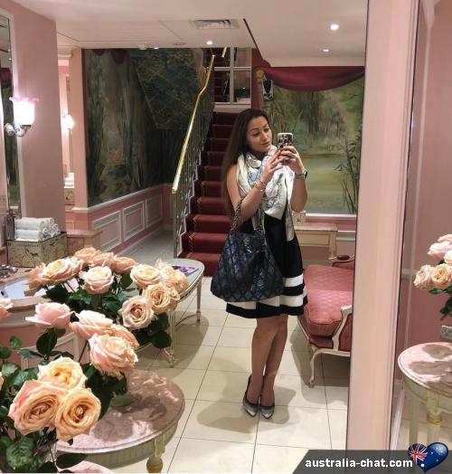 sharonbee - date a Australian, 100% free sharonbee