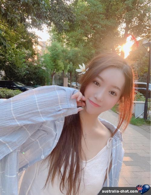 clover - date a Australian, 100% free clover