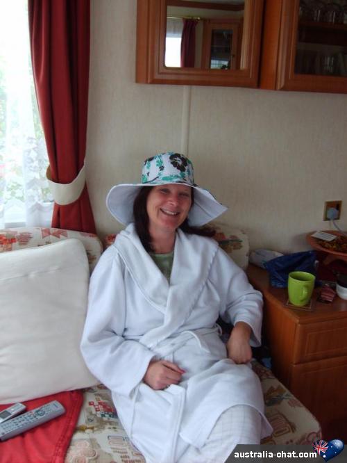 julet - date a Australian, 100% free julet