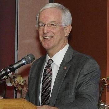 andrewroland spoofed photo banned on australia-chat.com