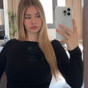 Tatianakaer223 spoofed photo banned on australia-chat.com